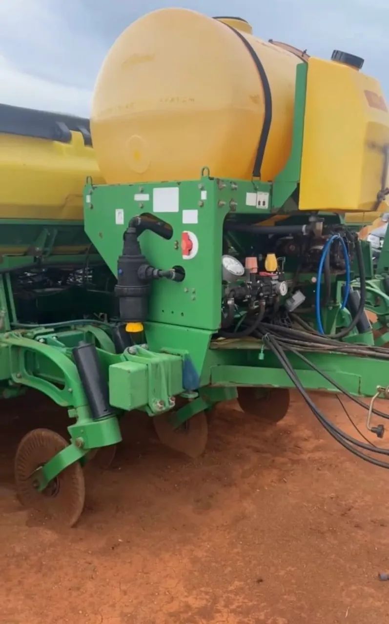 Plantadeira john deere ccs2117 2015 17 linhas  - Foto 3