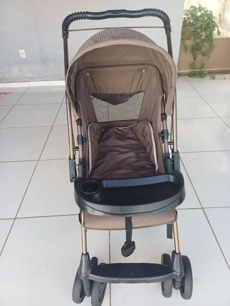 Carrinho de Bebê Galzerano Dobrável - Excelente Estado - Foto 2