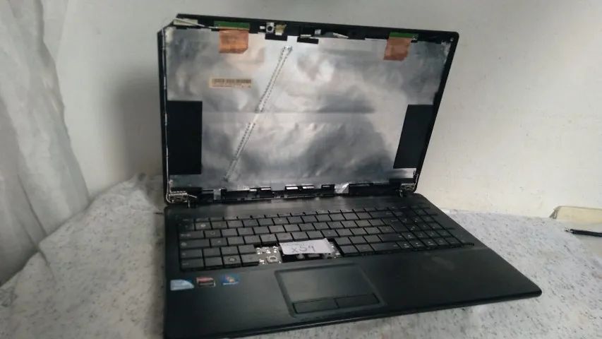 Carcaça pra Notebook Asus, preta com detalhes ! Leia descrição - Foto 2