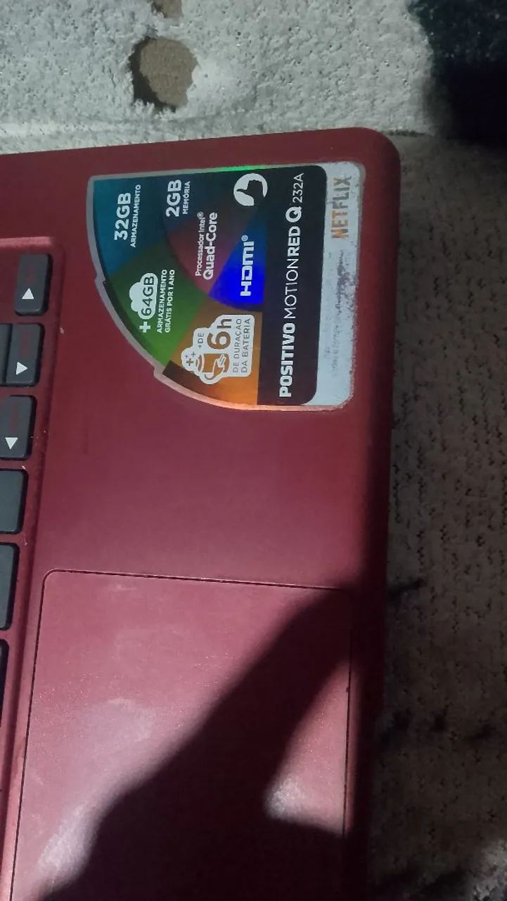 Notebook Win 3 positivo funcionando perfeitamente na tomada carregador com problema - Foto 3