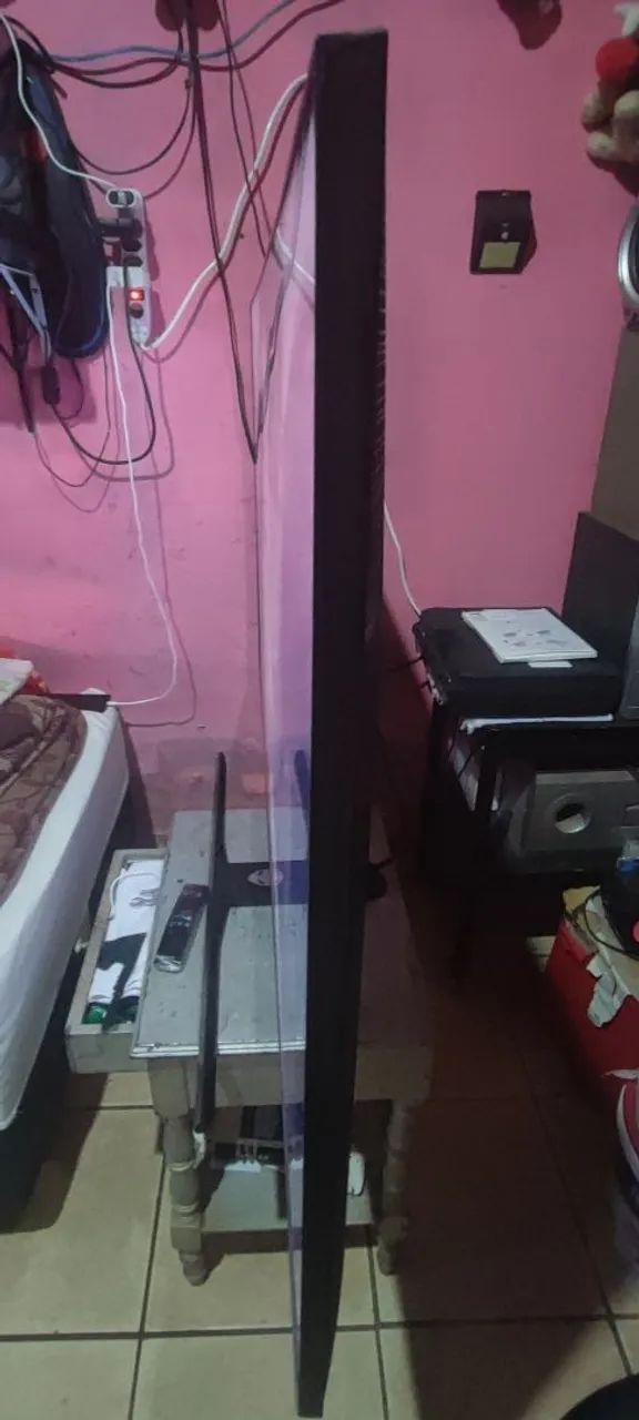 Vendo smart tv Samsung QLED 55 polegadas  - Foto 3
