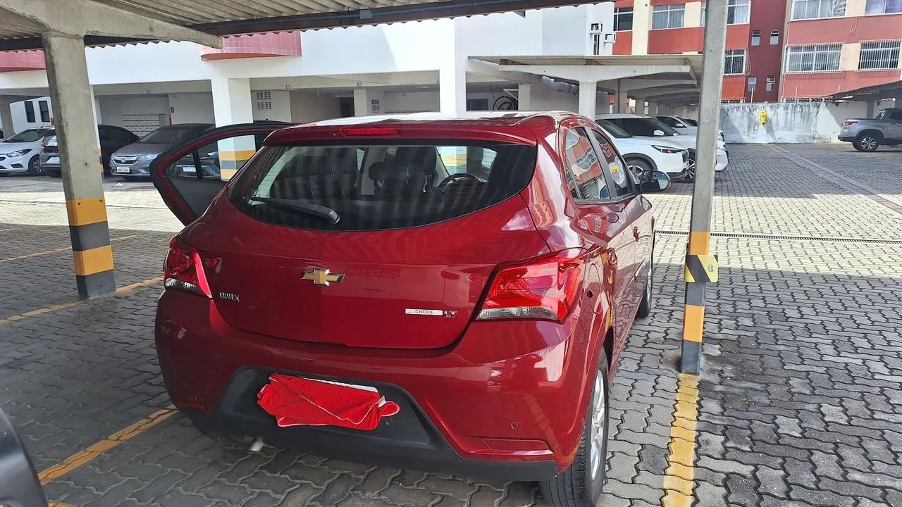 Chevrolet Onix Hatch LT 1.0 8V Flex Mec. 4P 2019 - Foto 5