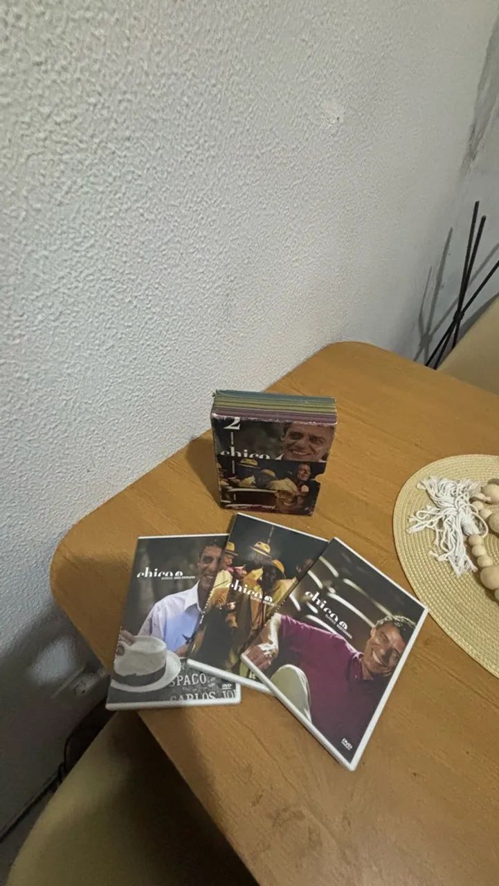 COLEÇÃO CHICO BUARQUE - 2 BOXES COM 6 DVDs   - Foto 2