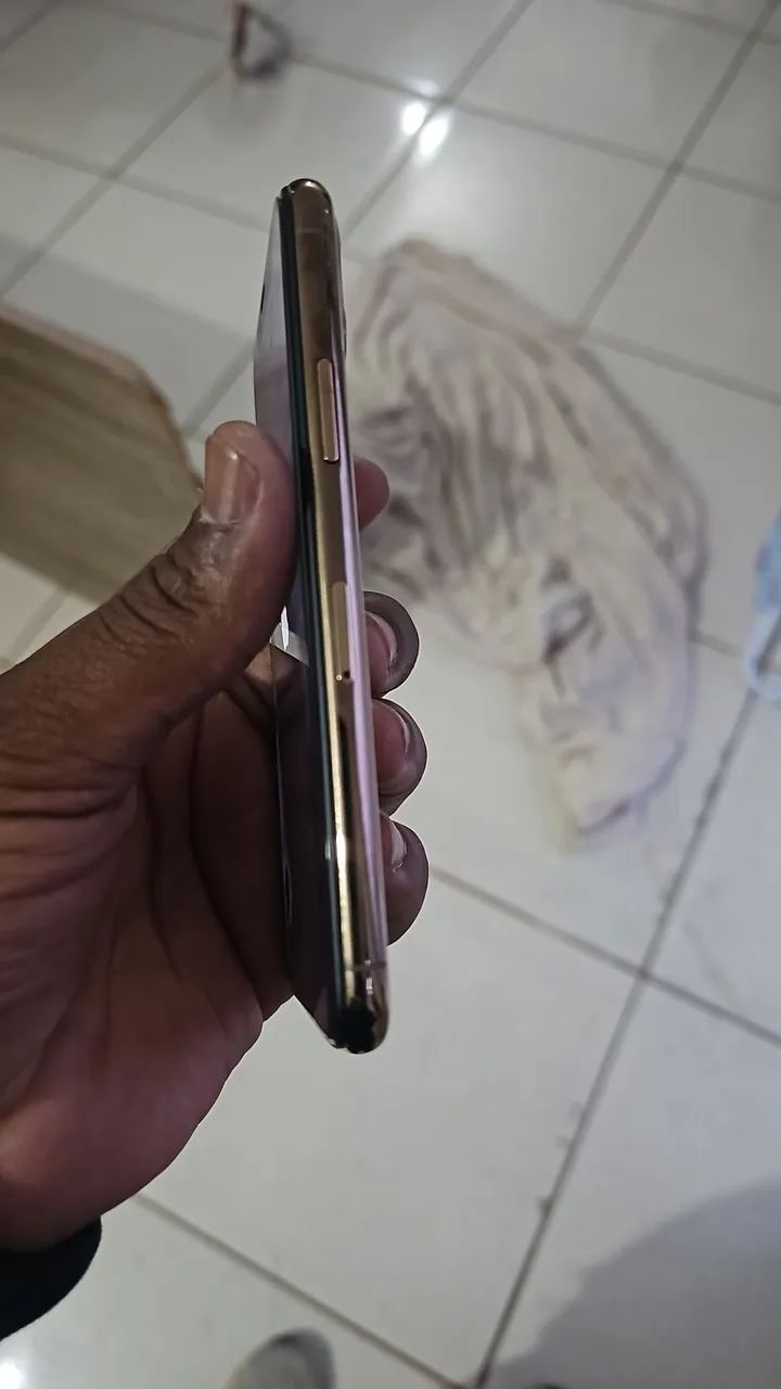iPhone 11 pro - Foto 2