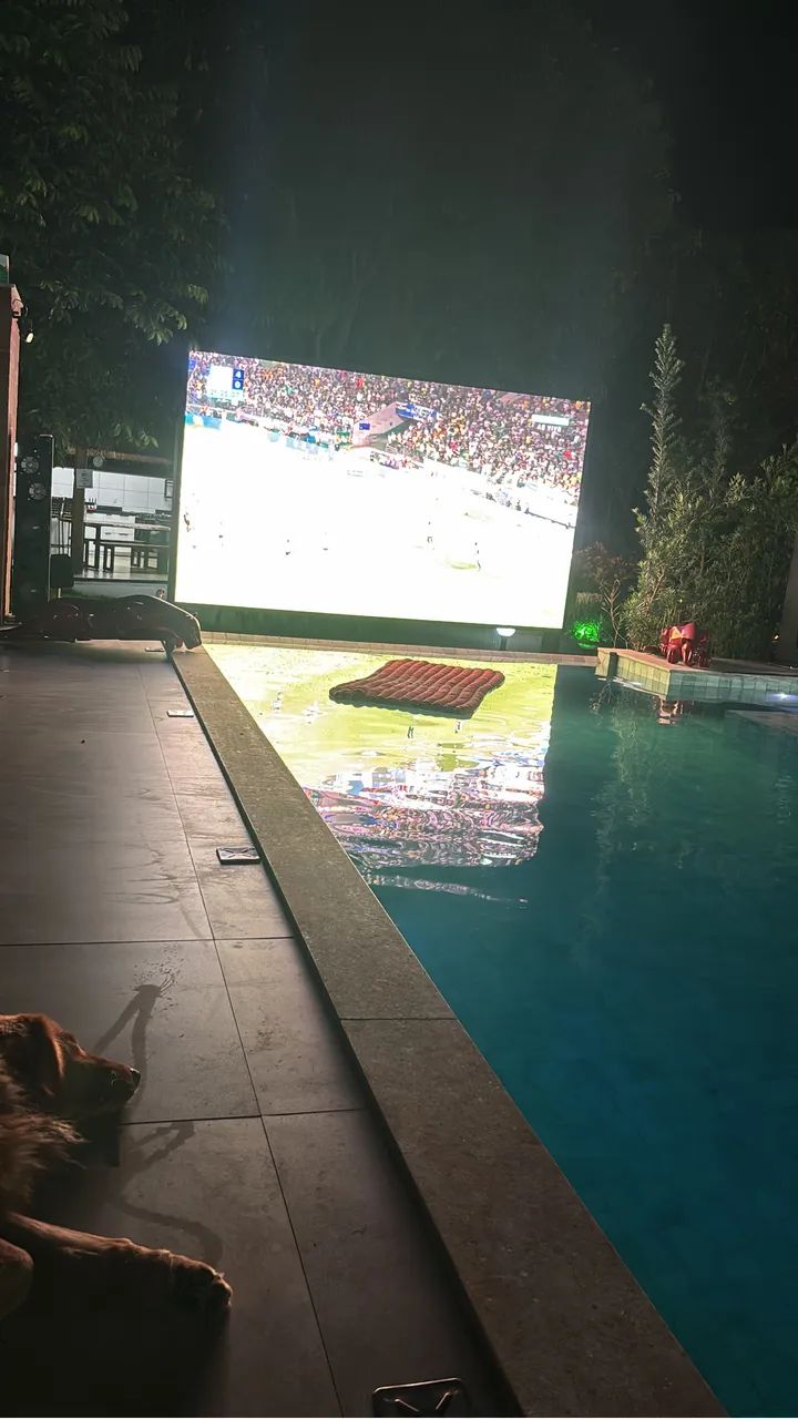Telão 3x2 metros piscina outdoor 