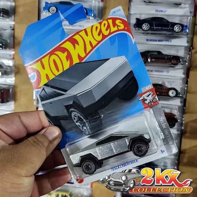 HOT WHEELS - TESLA CYBERTRUCK - HTB55 - 2024 - Foto 2