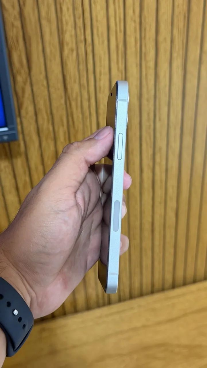 iPhone 12 64 gb semi novo bem conservado  - Foto 2