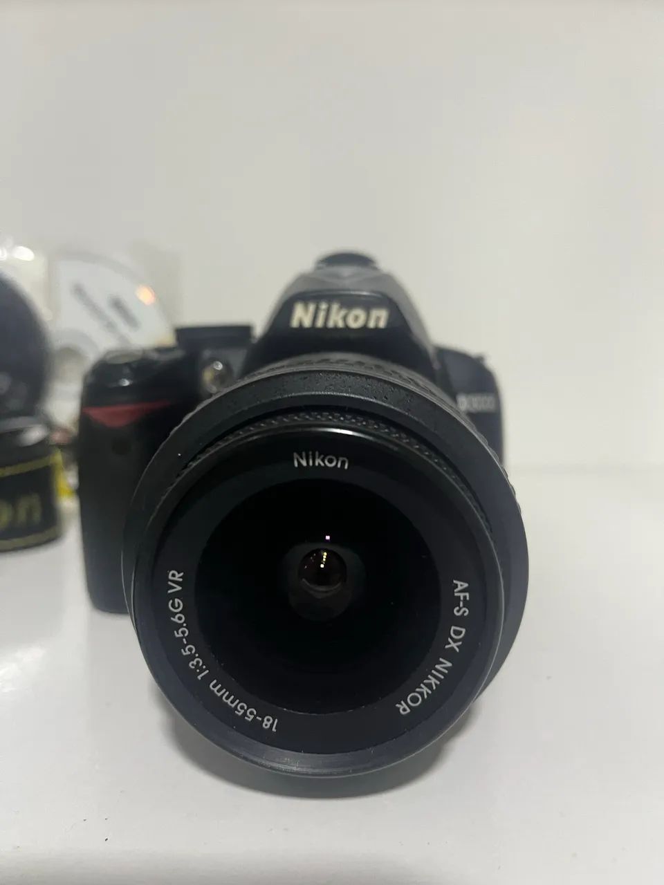 Câmera Nikon D3000 com lente e acessórios!! - Foto 3