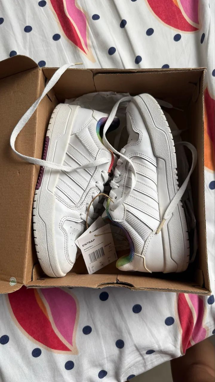 Tênis Adidas Entrap ?Pride? - 35 - Foto 4