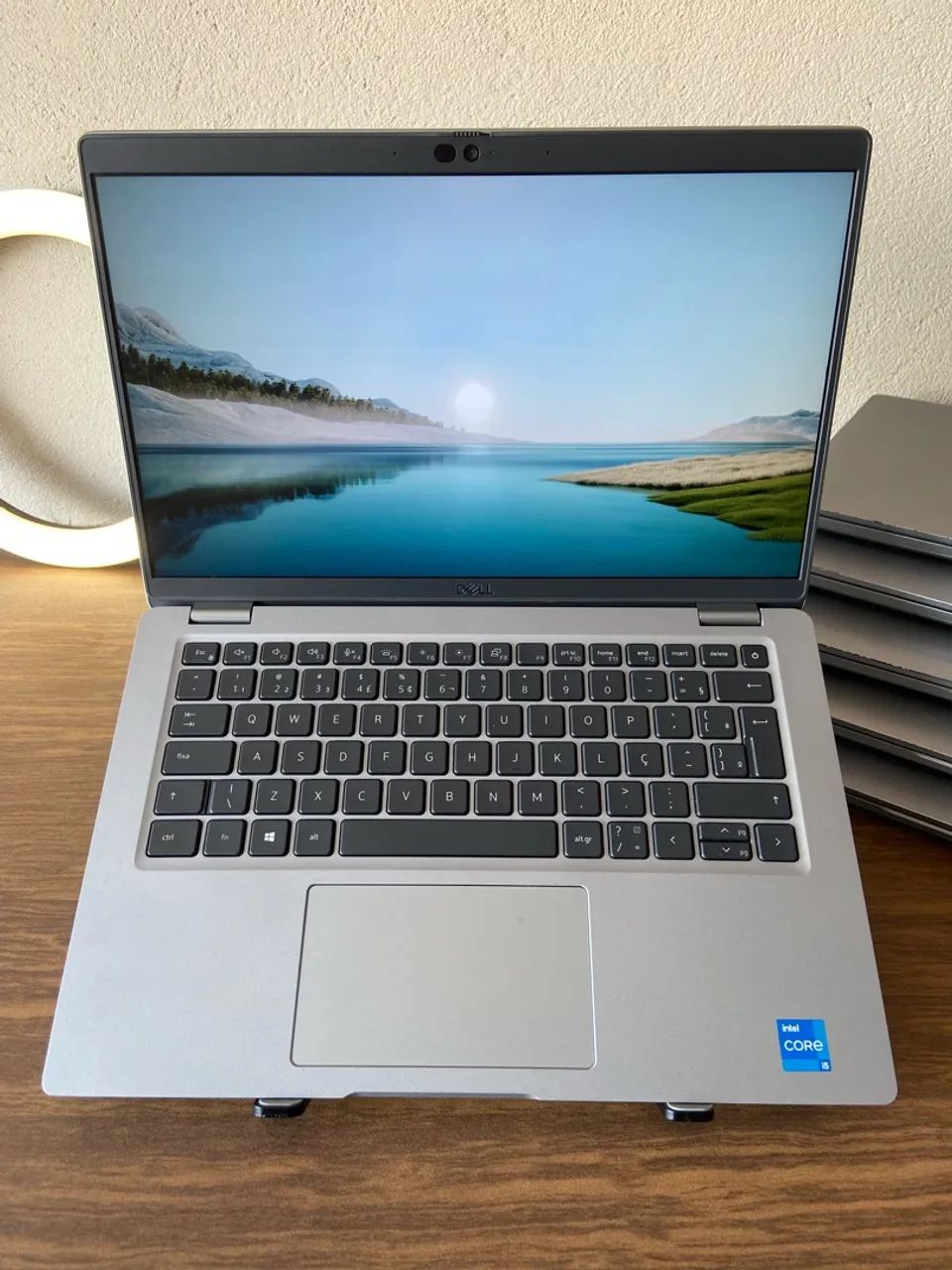 Notebook Dell i5 11ª Geração / IrisXe Graphics / 8GB RAM / 256GB