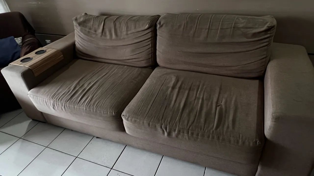 SOFÁ RETRÁTIL DE LINHO MARROM 3L - Algumas imperfeições  - Foto 5