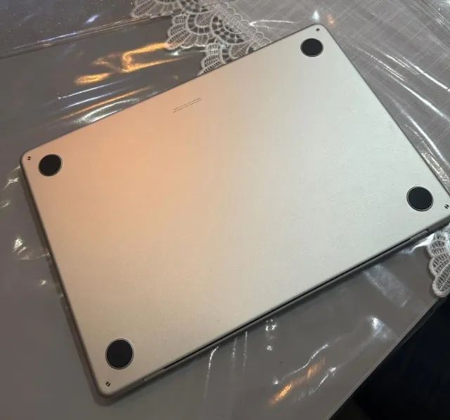 MACBOOK AIR M2 13,6 polegadas  - Foto 4