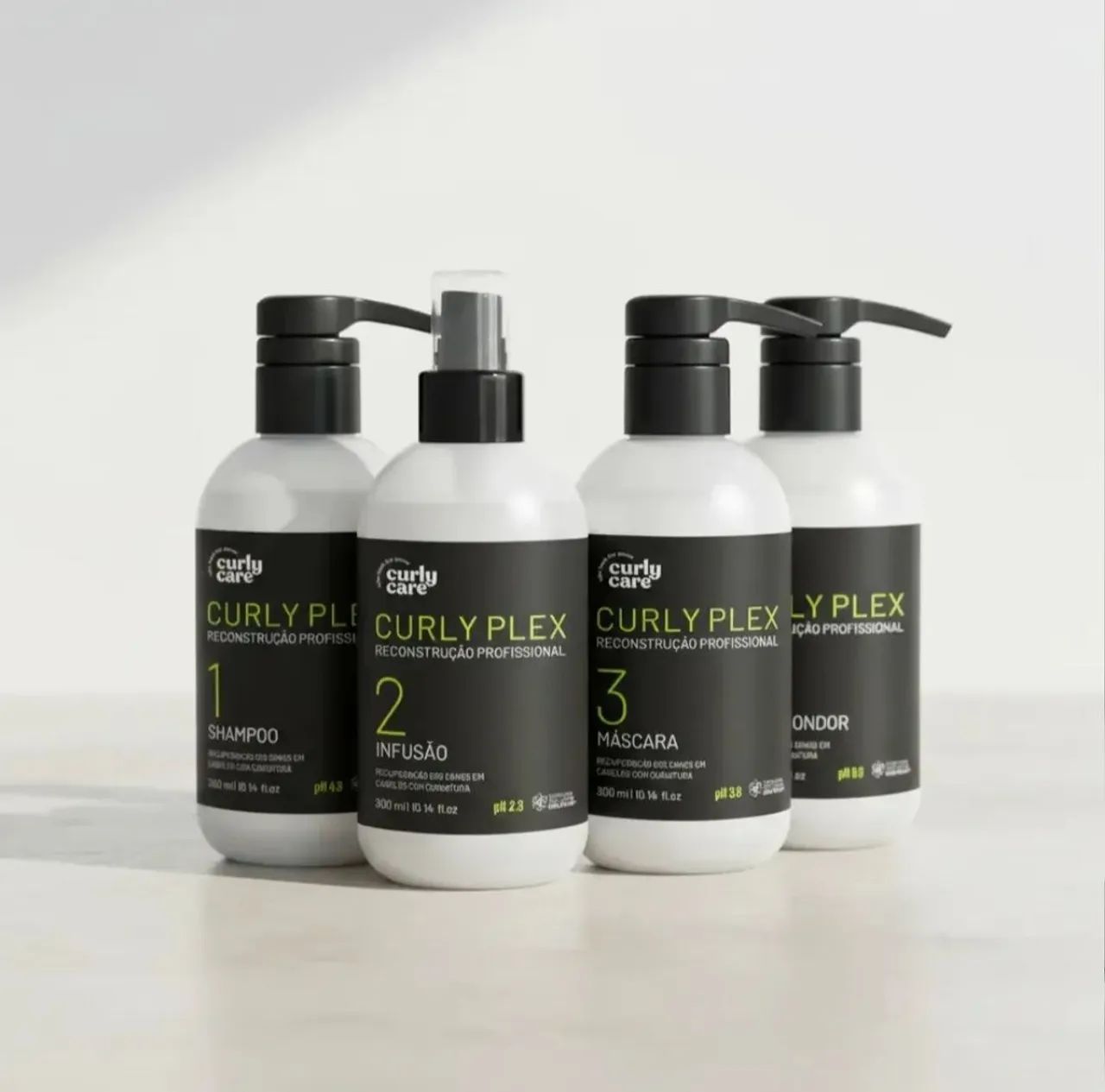 Kit de produtos para cabelos ondulados, cacheados e crespos.