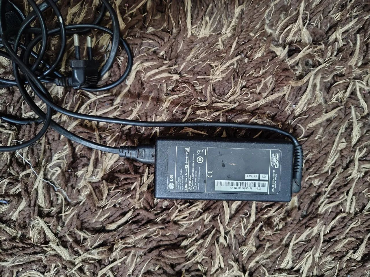 Smartv TV LG 32 polegadas com defeito na placa  - Foto 3