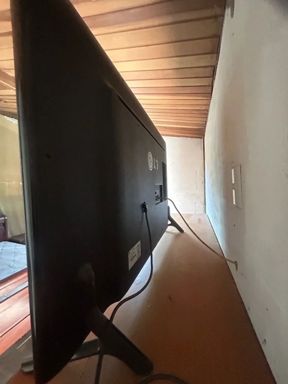 TV LG 48 - NÃO É SMART