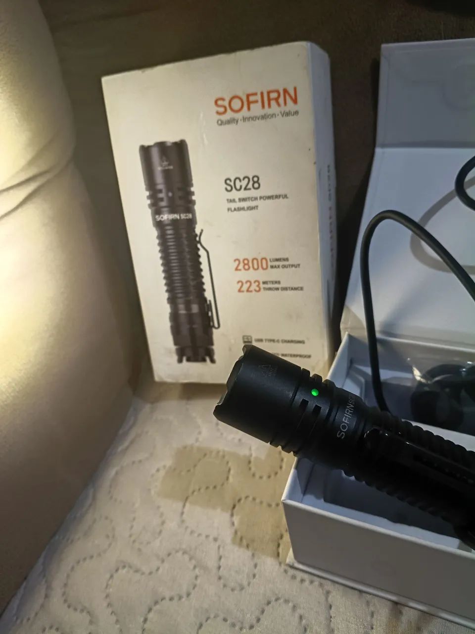 Lanterna Sofirn SC28  - Foto 2