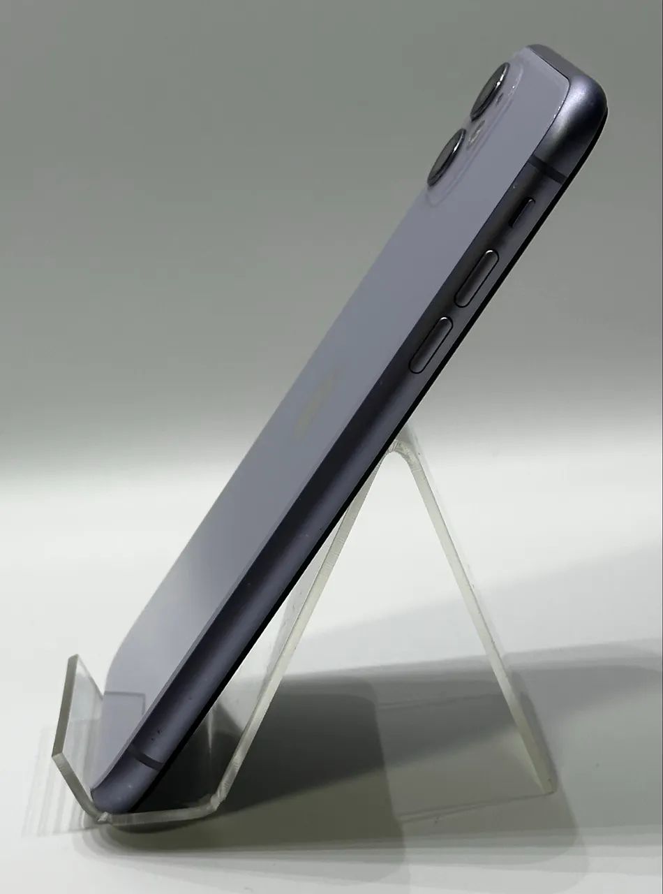 iPhone 11 128 GB lilás Completo com todos acessórios  - Foto 3