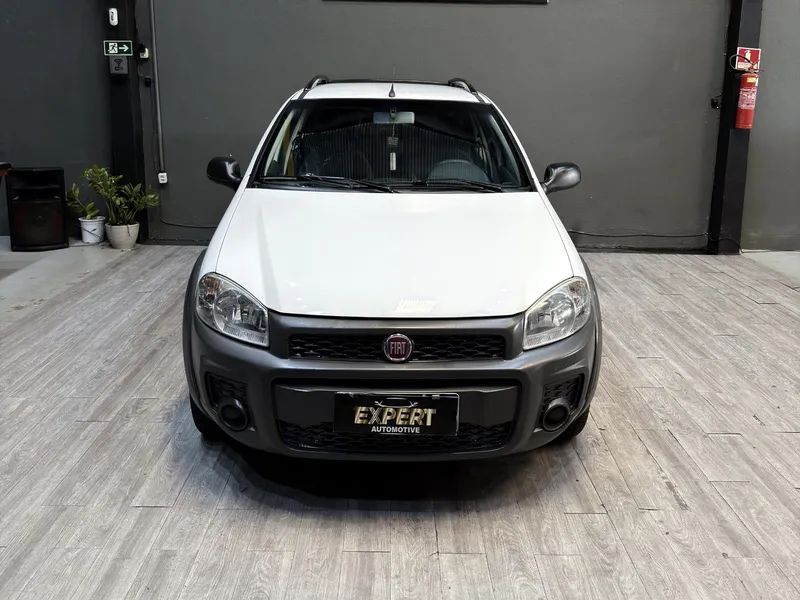 Fiat Strada 1.3 MPI Fire 8V 67cv CE 2015 - Foto 2