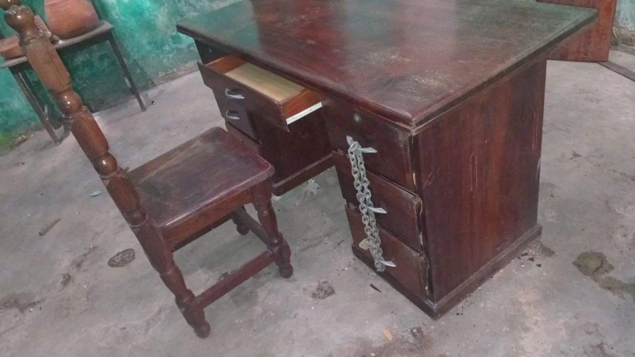 Mesa e Cadeira Madeira Angelim - Escritório  - Foto 3