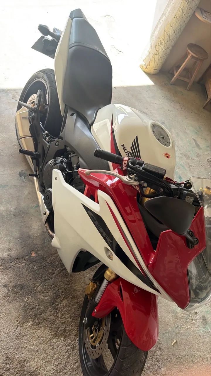 Vendo ou troco CBR 600f  - Foto 4