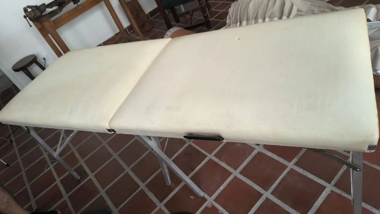 Cama de massagem dobrável  - Foto 2