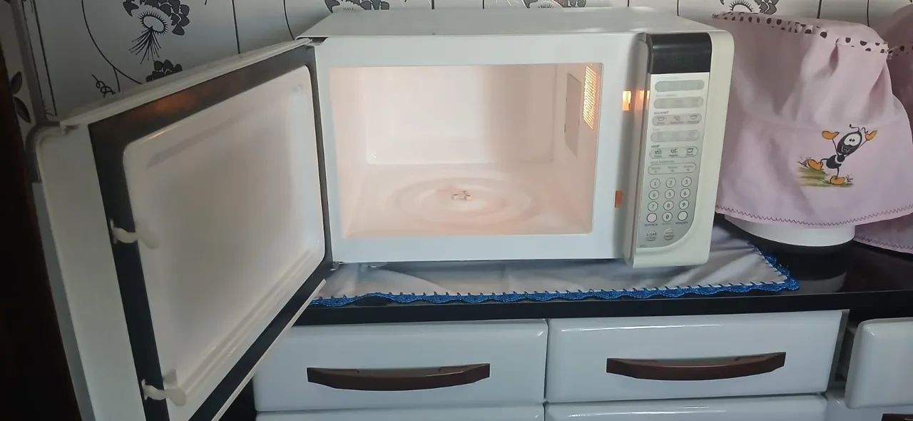 Microondas Eletrolux 31litros  - Foto 4