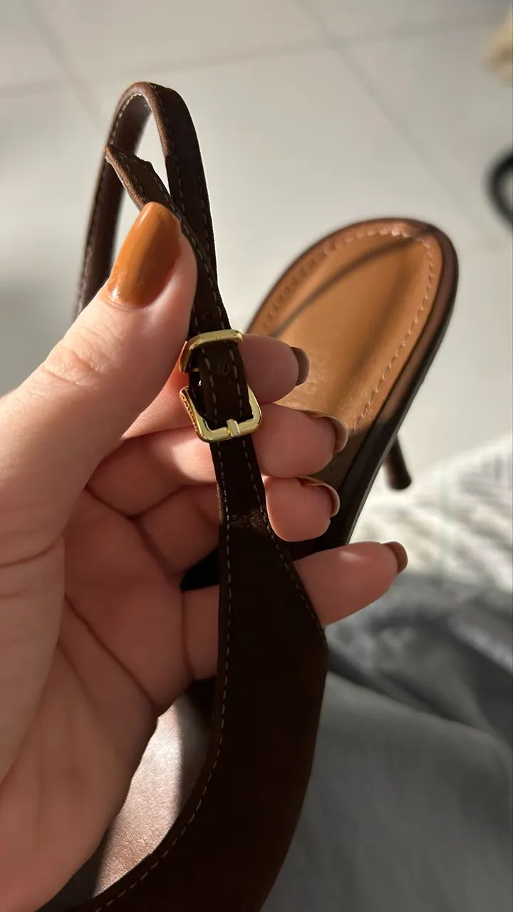 Slingback em couro - Foto 4