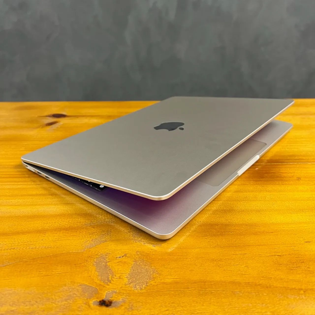 MACBOOK AIR M2 ESTELAR 13,6 POL. 8GB RAM 256GB SSD - Foto 3