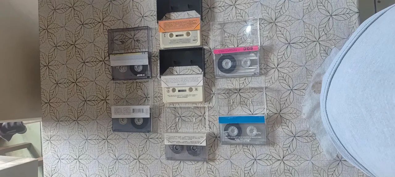 07 Fitas cassete variadas 5 com músicas e  2 para gravar  - Foto 3