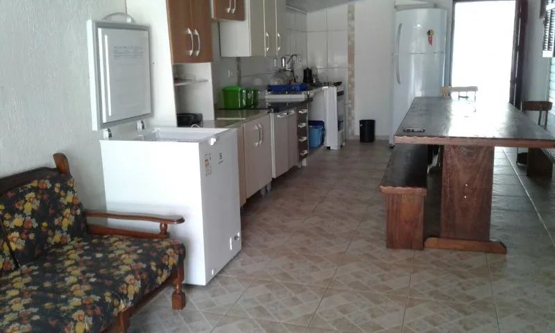 casa com piscina e cinco quartos em praia de Itapoá sc  - Foto 3