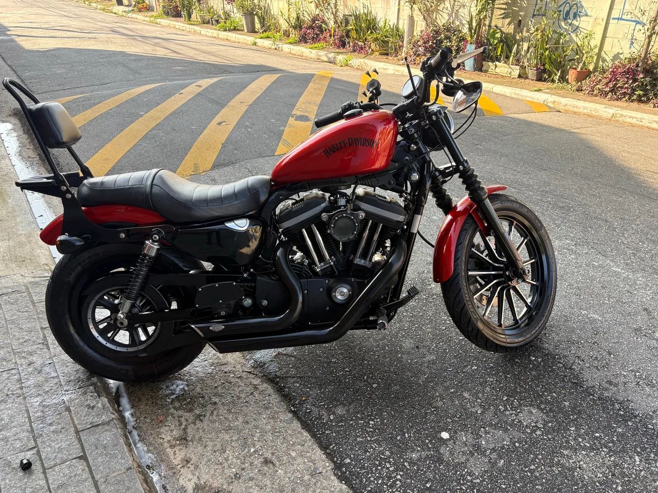 Harley Davidson 883