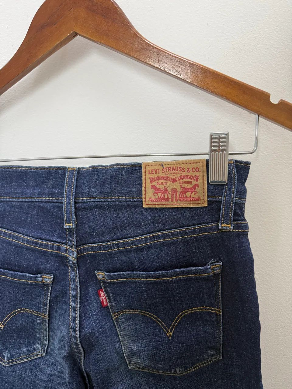 Calça feminina skinny Levis - Foto 3
