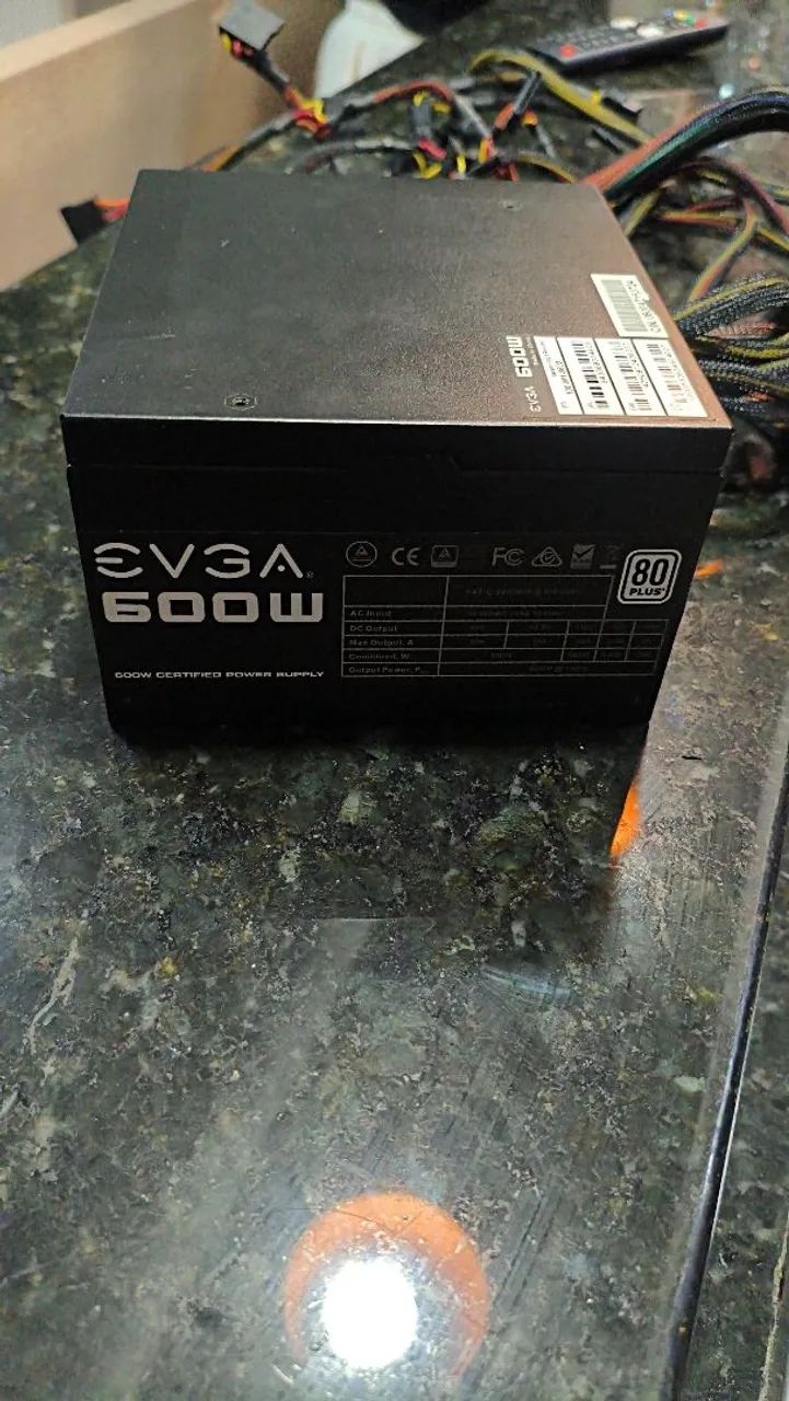 Fonte 600w 80 plus
