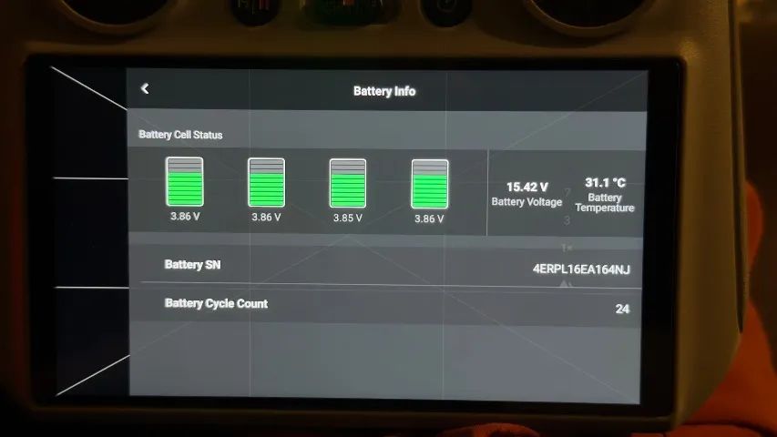 DJI Mavic 3 Pro Fly Combo - Foto 4