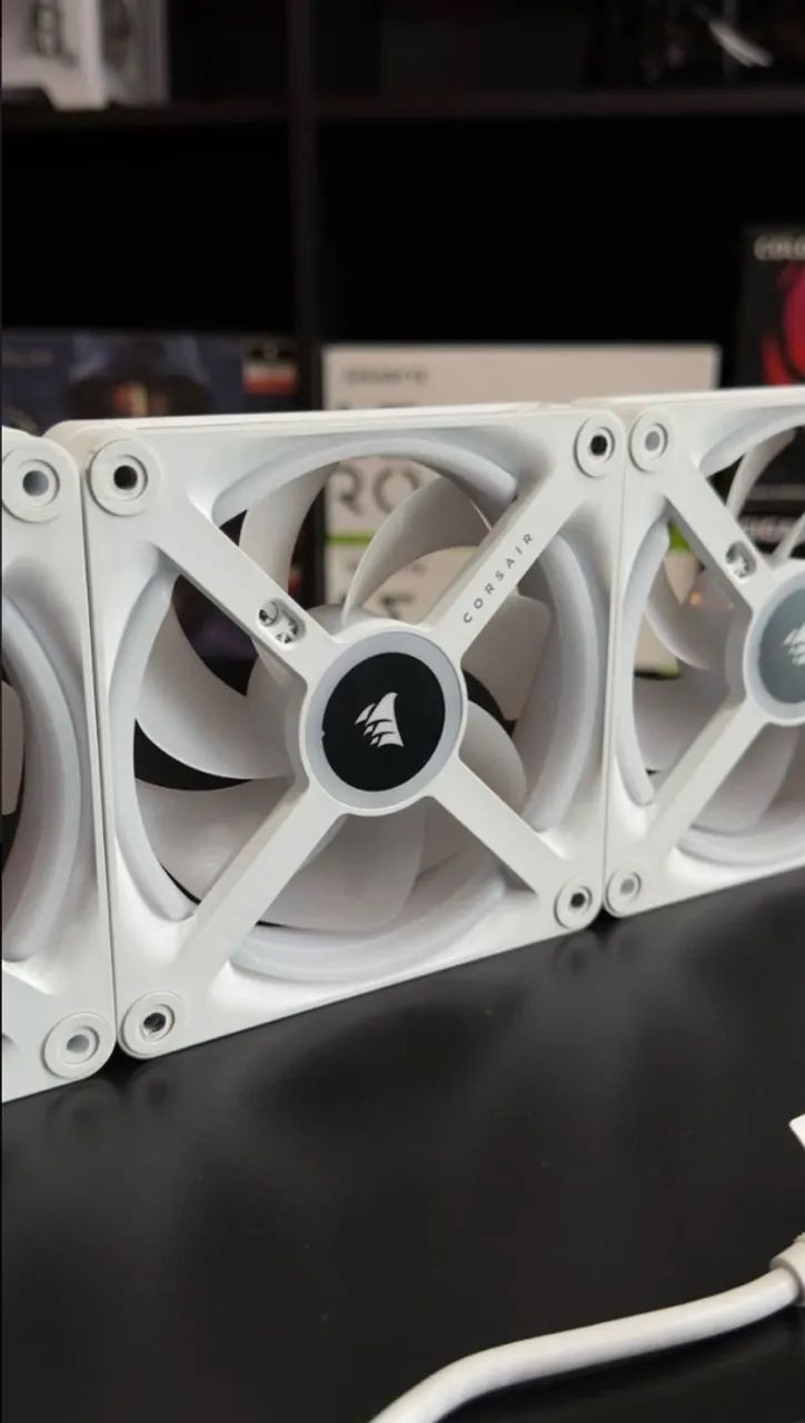 Kit fans Corsair QX120mm + Controladora  - Foto 2