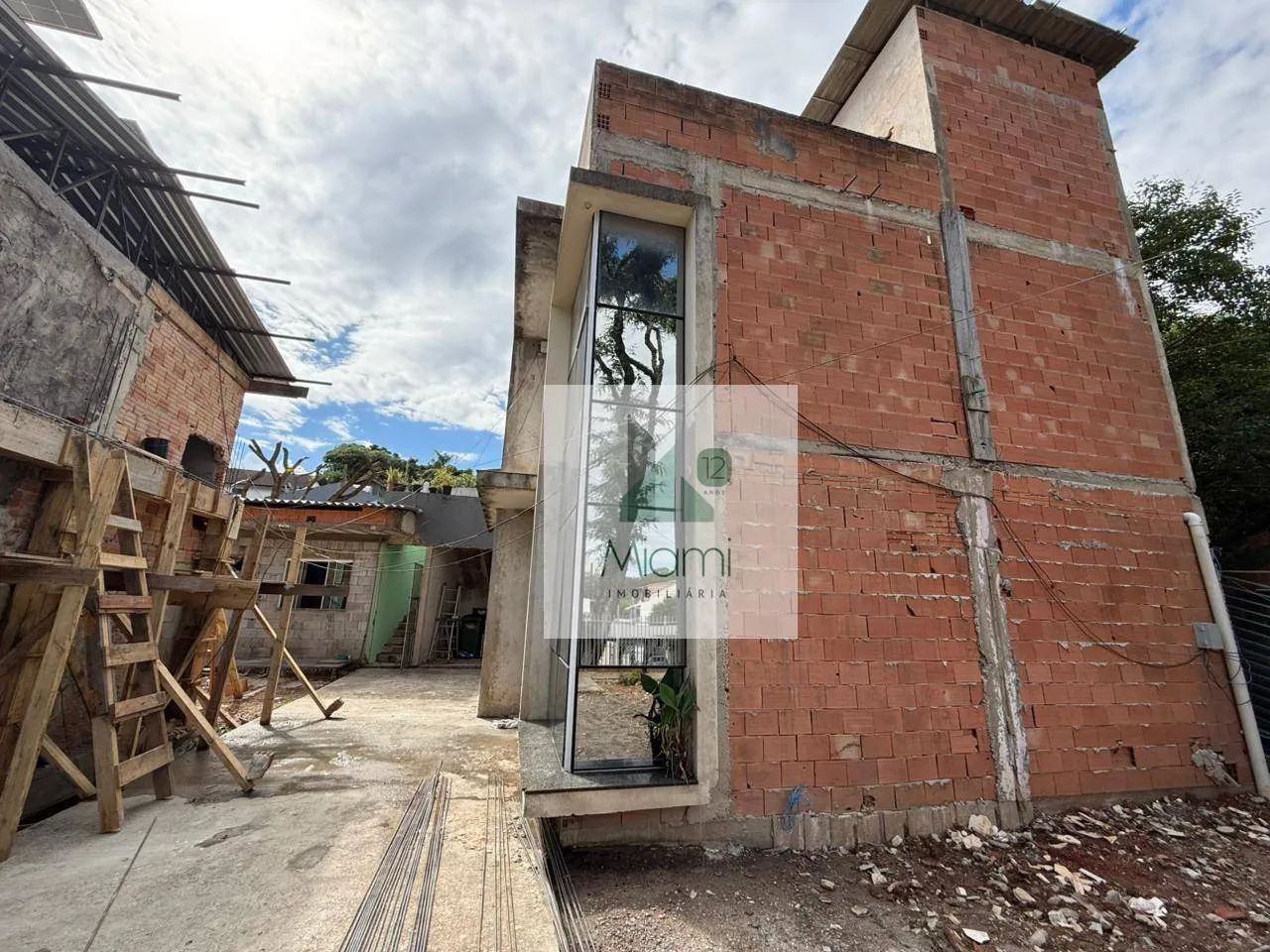 Casa com 3 dormitórios para alugar, 95 m² por R$ 2.550,00/mês - Boa Vista - Curitiba/PR - Foto 2