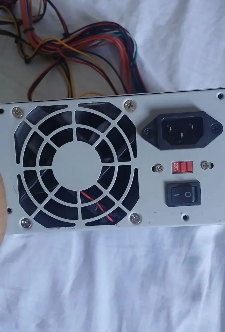FONTE KNUP 200W  (PERFEITO ESTADO). - Foto 3