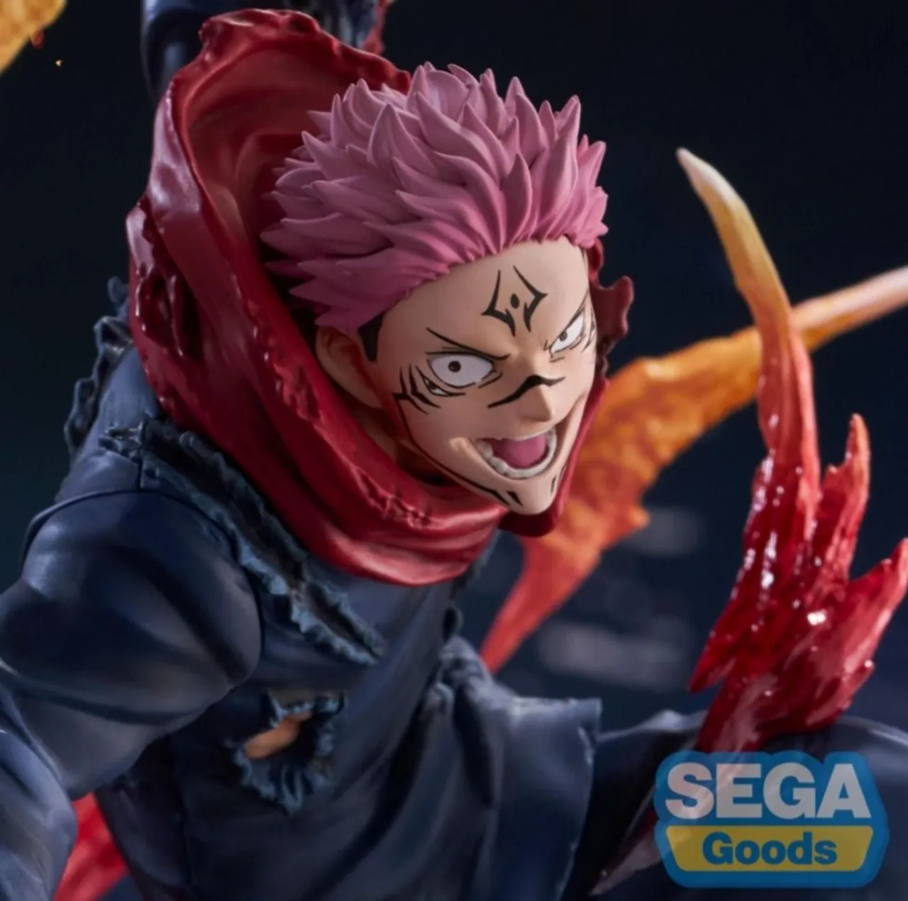 Figure Sukuna Luminasta SEGA - Jujutsu Kaisen Chamas Flamejantes