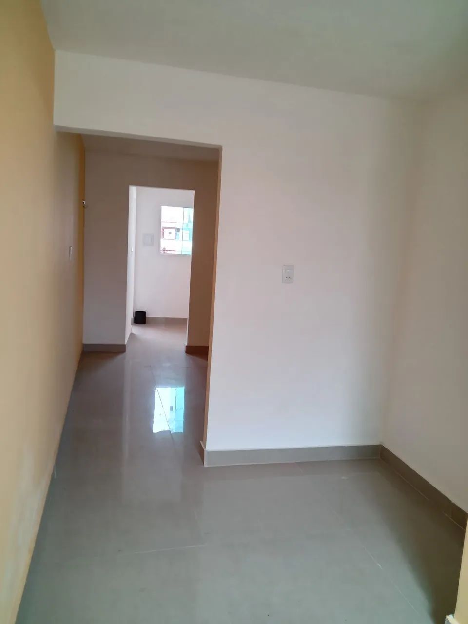 ALUGO APARTAMENTO E KITINET NO CENTRO DE SOLANEA NOS FUNDOS DA PRAÇA 26 DE NOVEMBRO.  - Foto 4