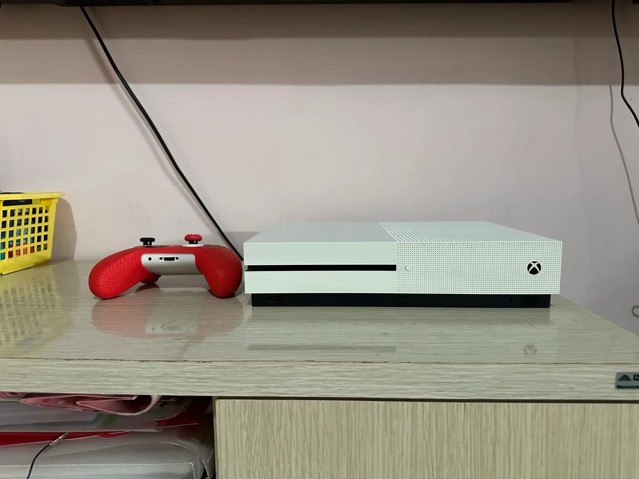 Vendo Xbox One S (1 TB) - Foto 4