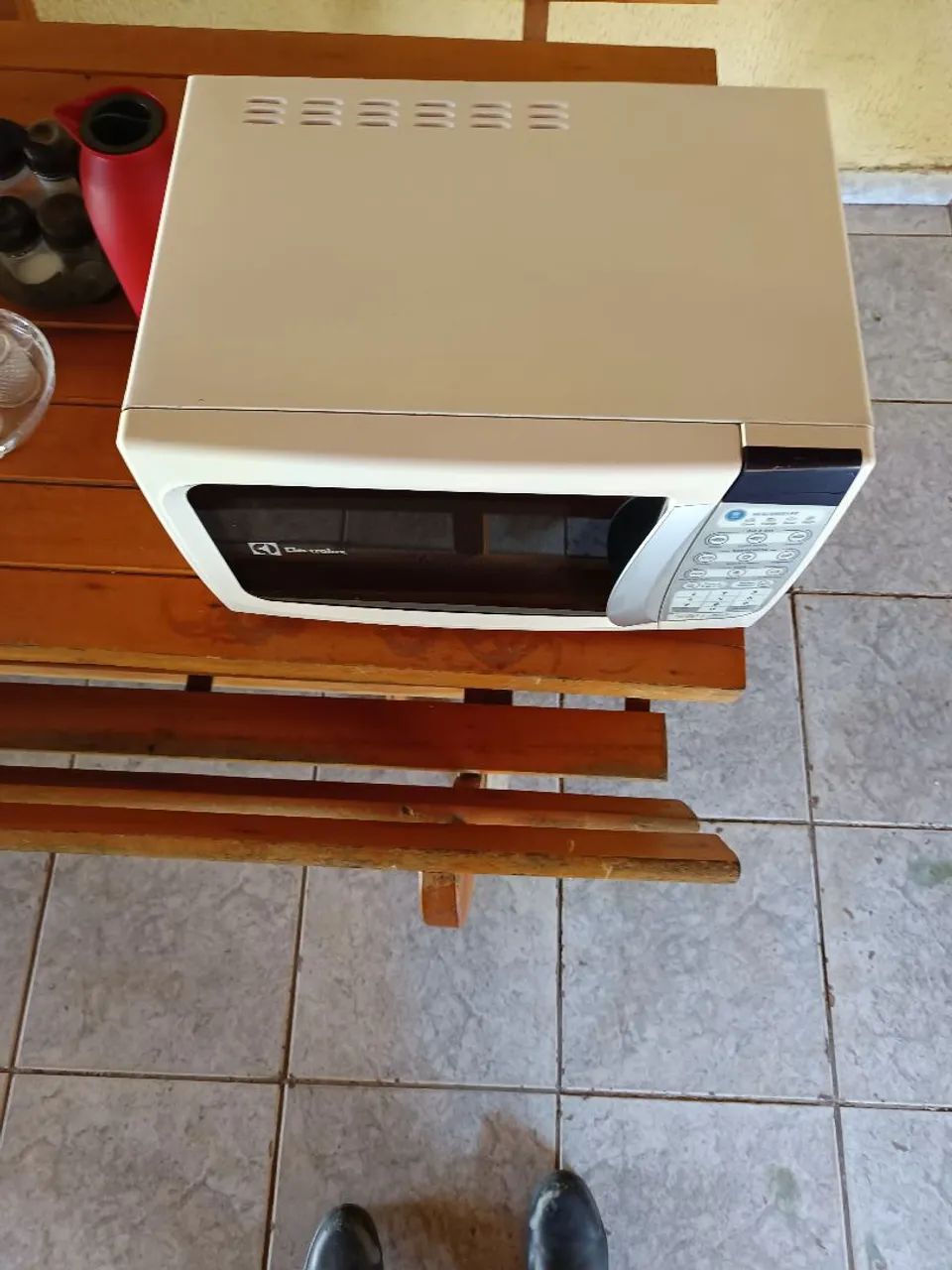 Microondas Eletrolux 20 litros  - Foto 2