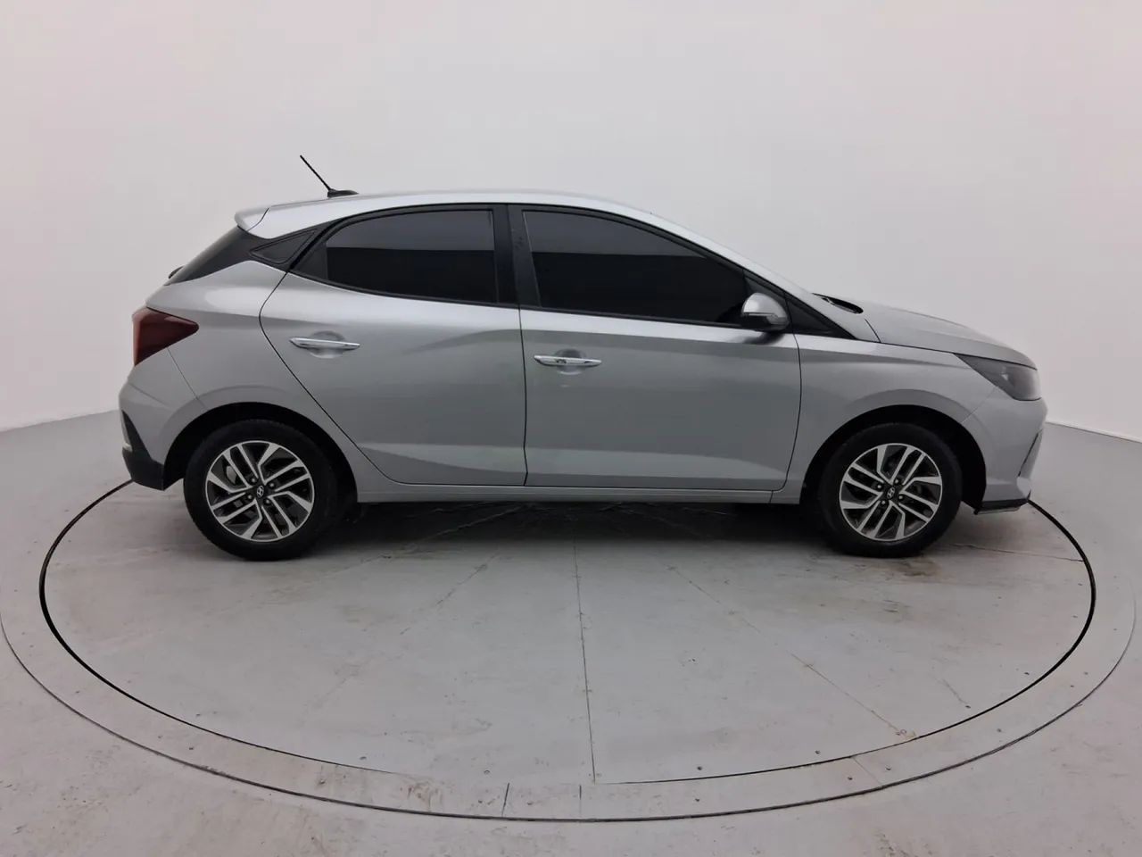 Hyundai HB20 Limited 1.0 Flex 12V Mec., foto 6 de 18