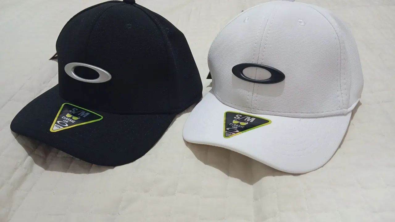 Bones da Oakley  - Foto 2