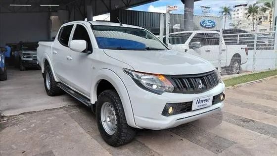 Mitsubishi L200 SPORT 2.5 4X4 CD TURBO DIESEL 2023