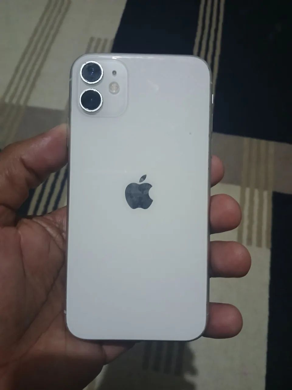 Vendo iphone 11  - Foto 2