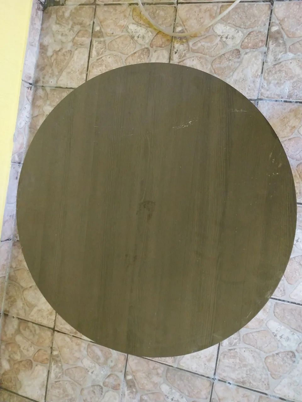 Mesa de escritório pequena - 90cm de diâmetro  - Foto 3