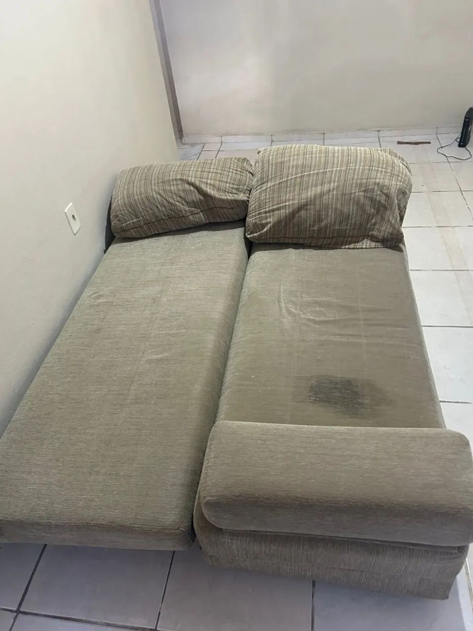 Excelente sofá cama! muito conservado e muito confortável.Preço de desapego! - Foto 5