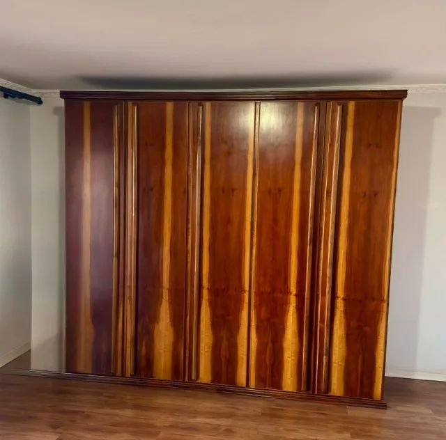 CONJUNTO - CAMA QUEEN E GUARDA-ROUPA MADEIRA  - Foto 4