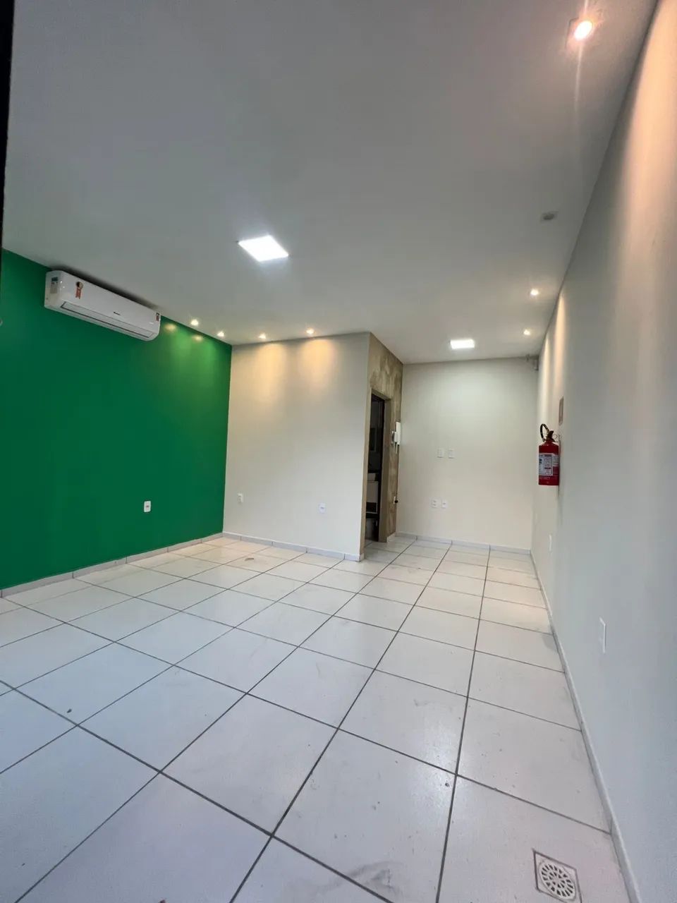 ALUGA-SE SALA COMERCIAL | BAIRRO DOS ESTADOS  - Foto 4