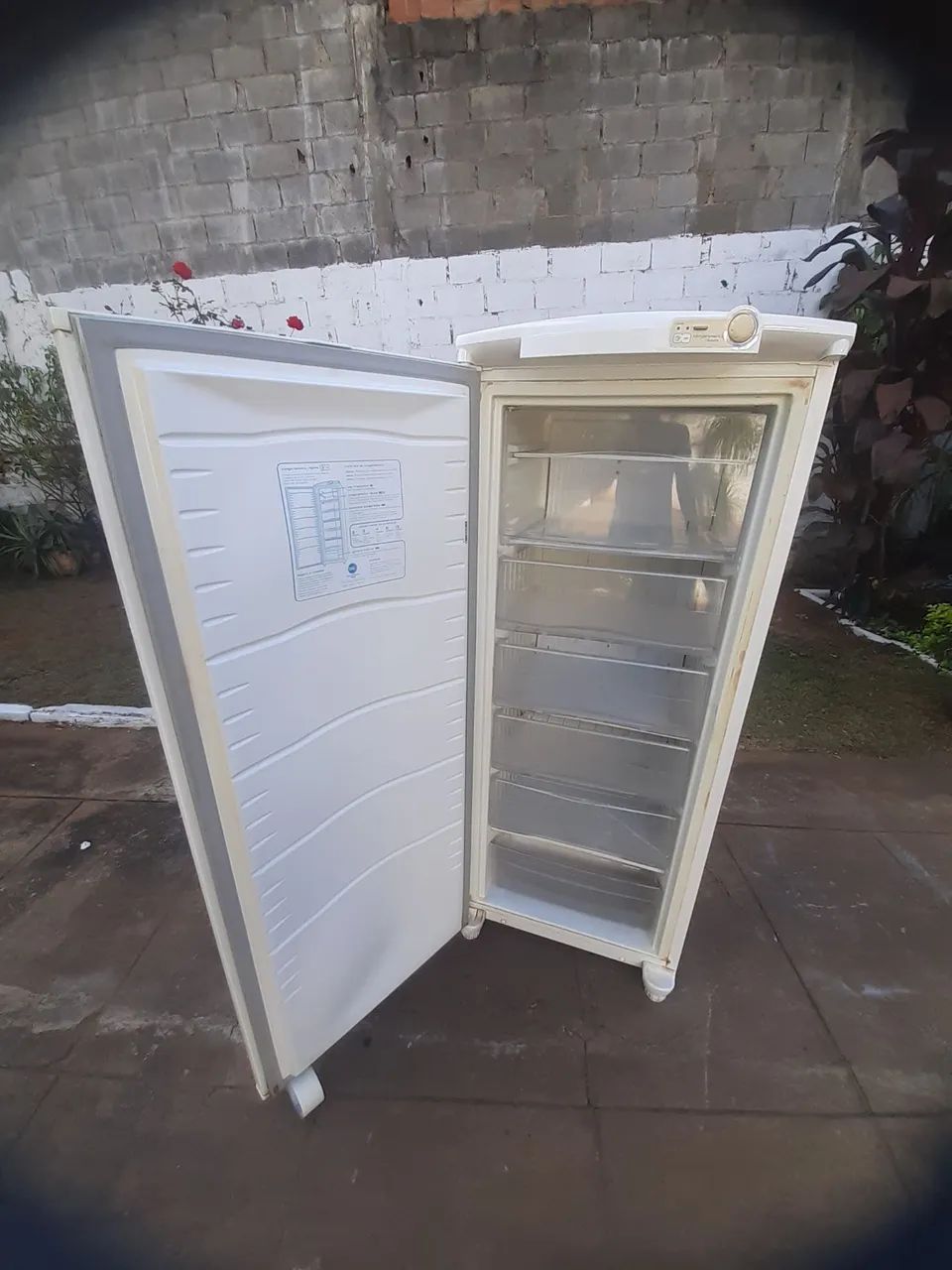 Freezer vertical cônsul 260 litros  - Foto 3